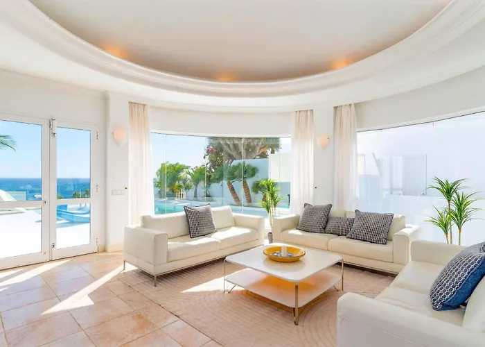 Ocean People By 빌라 *