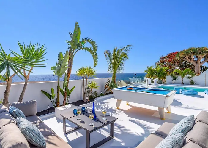 Ocean People By וילה *