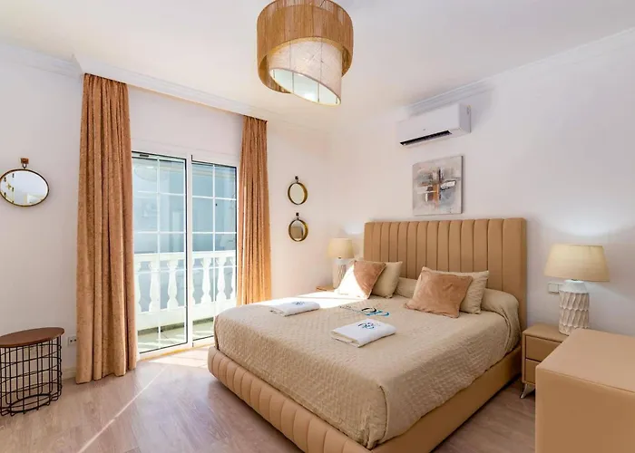 וילה Ocean People By