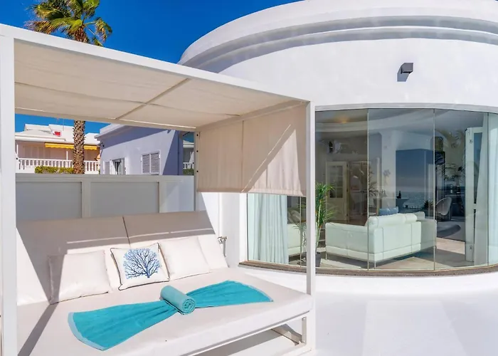 Ocean People By 卡门港